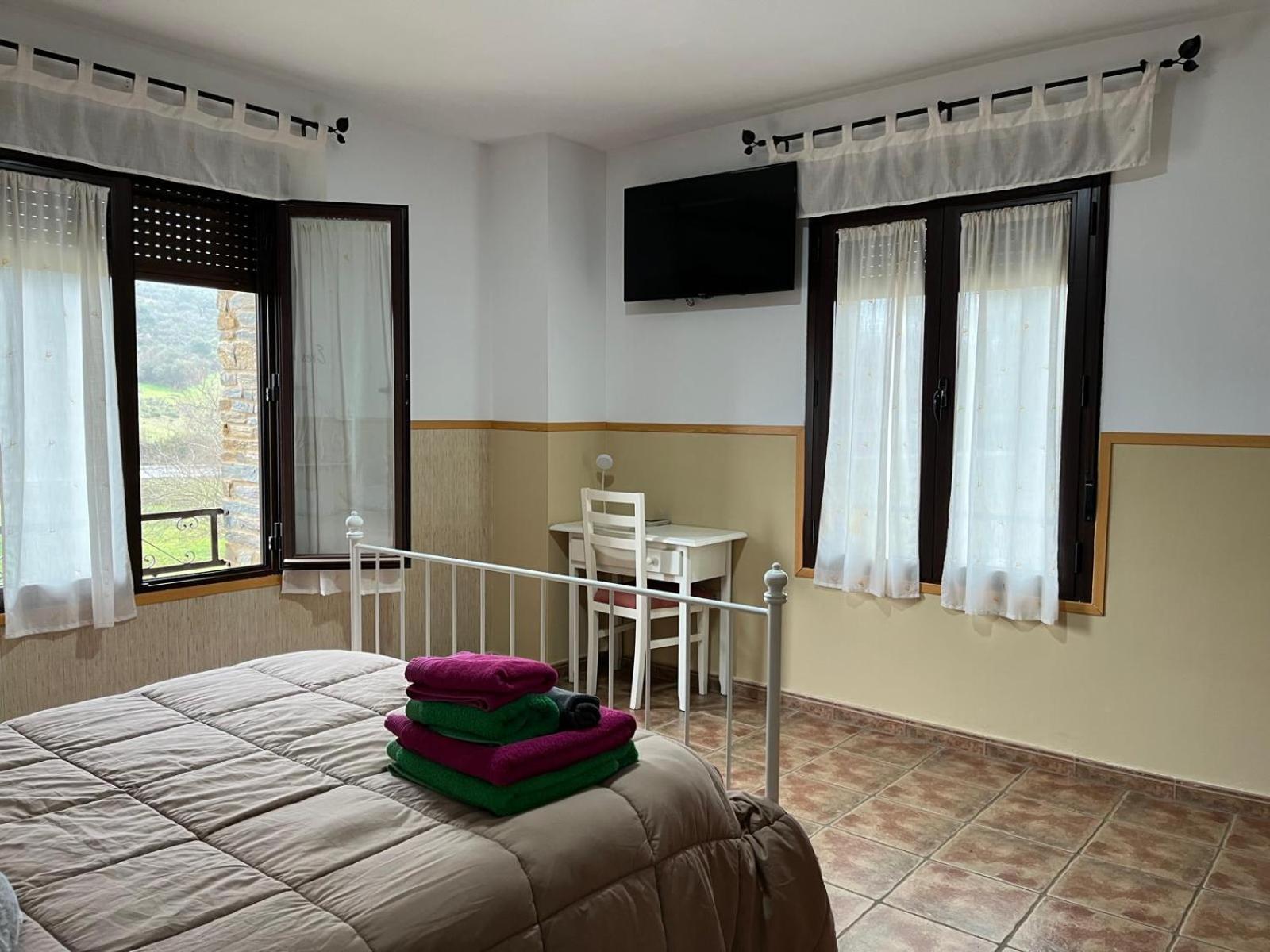 Casa Rural Al-Mofrag Y Apartamentos El Mirador De Monfraguee Villarreal de San Carlos Exterior foto